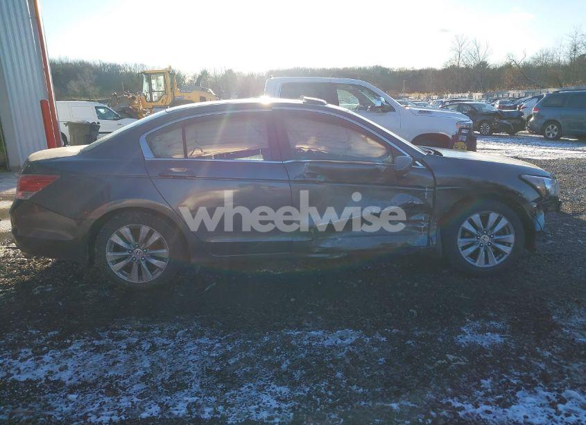 Photo 13 of 2011 Honda Accord 2.4 EX (VIN 1HGCP2F73BA036787)