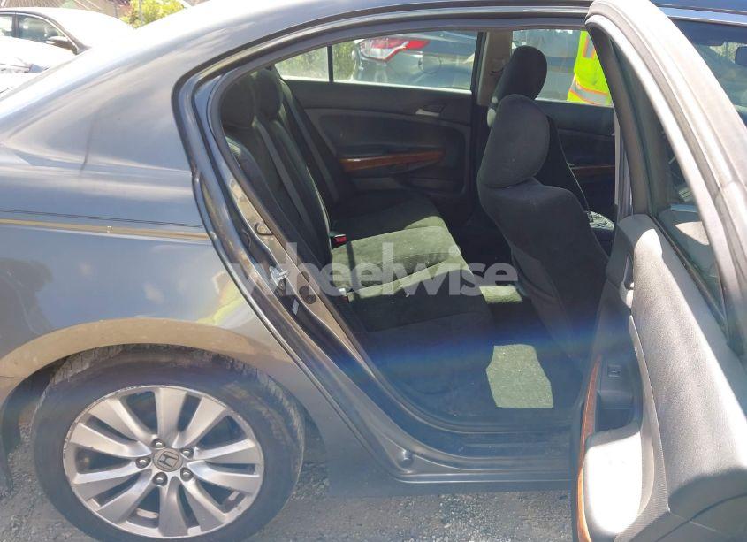 Photo 8 of 2011 Honda Accord 2.4 EX (VIN 1HGCP2F73BA089683)