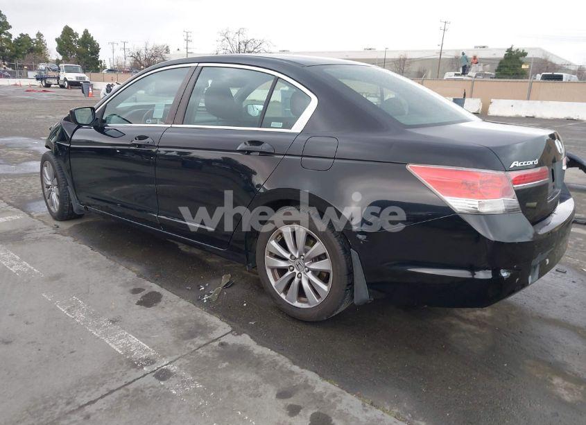Photo 3 of 2011 Honda Accord 2.4 EX (VIN 1HGCP2F73BA095404)