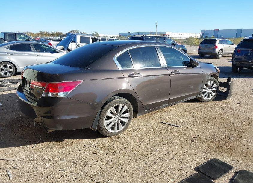 Photo 4 of 2011 Honda Accord 2.4 EX (VIN 1HGCP2F73BA113352)