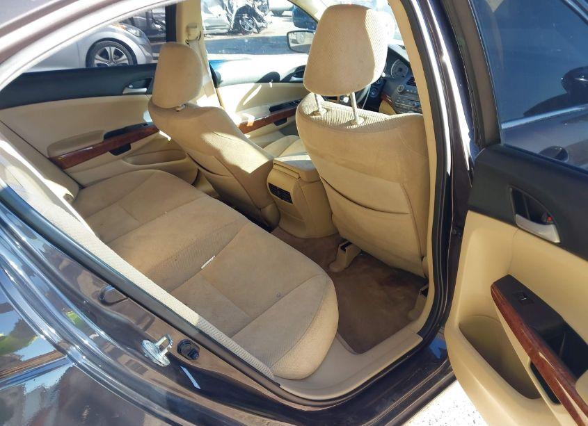 Photo 8 of 2011 Honda Accord 2.4 EX (VIN 1HGCP2F73BA113352)