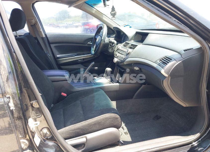 Photo 5 of 2010 Honda Accord 2.4 EX (VIN 1HGCP2F74AA021083)