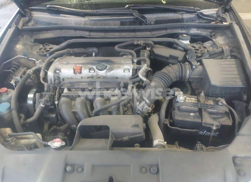 Photo 10 of 2010 Honda Accord 2.4 EX (VIN 1HGCP2F74AA156077)