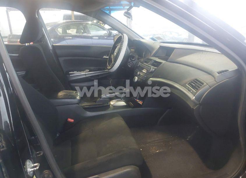 Photo 5 of 2010 Honda Accord 2.4 EX (VIN 1HGCP2F74AA156077)