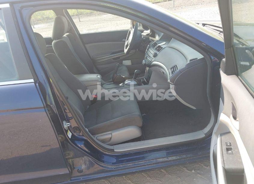 Photo 5 of 2010 Honda Accord 2.4 EX (VIN 1HGCP2F74AA176975)