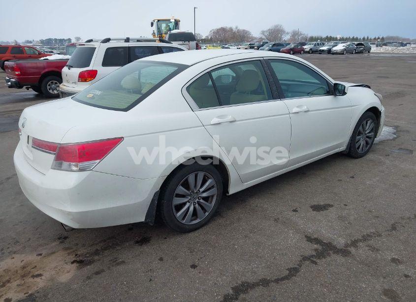 Photo 4 of 2011 Honda Accord 2.4 EX (VIN 1HGCP2F74BA046230)