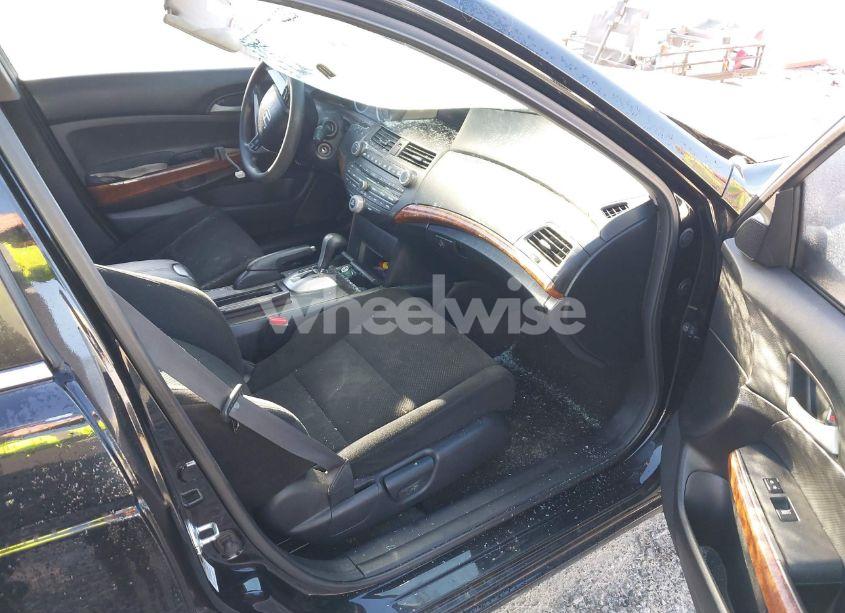 Photo 5 of 2011 Honda Accord 2.4 EX (VIN 1HGCP2F74BA110735)