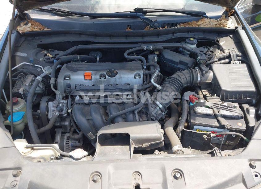 Photo 10 of 2011 Honda Accord 2.4 EX (VIN 1HGCP2F74BA118673)