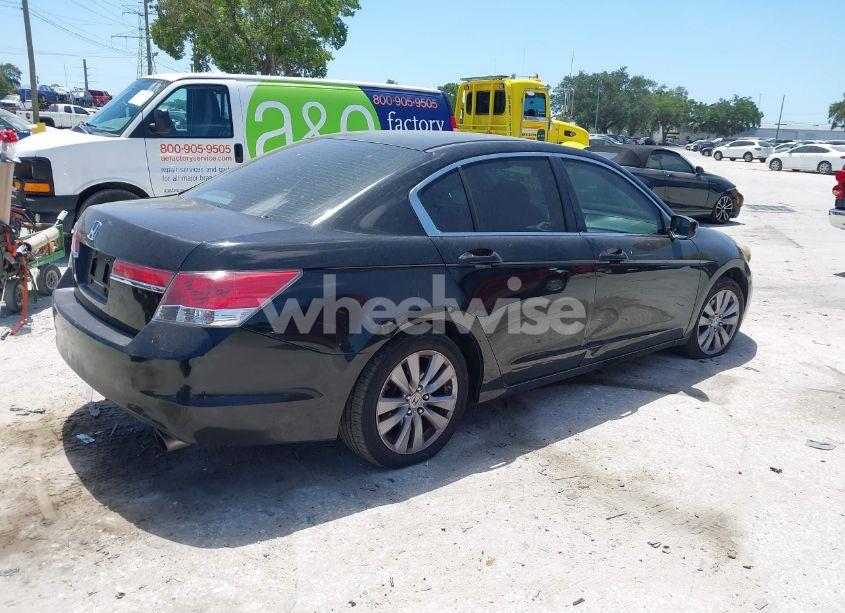 Photo 4 of 2011 Honda Accord 2.4 EX (VIN 1HGCP2F74BA118673)