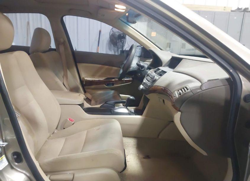 Photo 5 of 2010 Honda Accord 2.4 EX (VIN 1HGCP2F75AA007774)