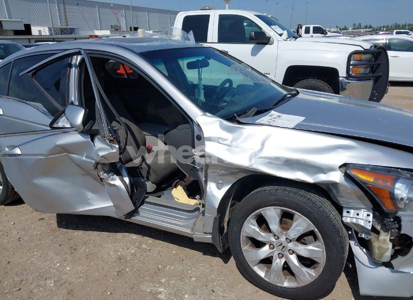 Photo 6 of 2010 Honda Accord 2.4 EX (VIN 1HGCP2F75AA175527)