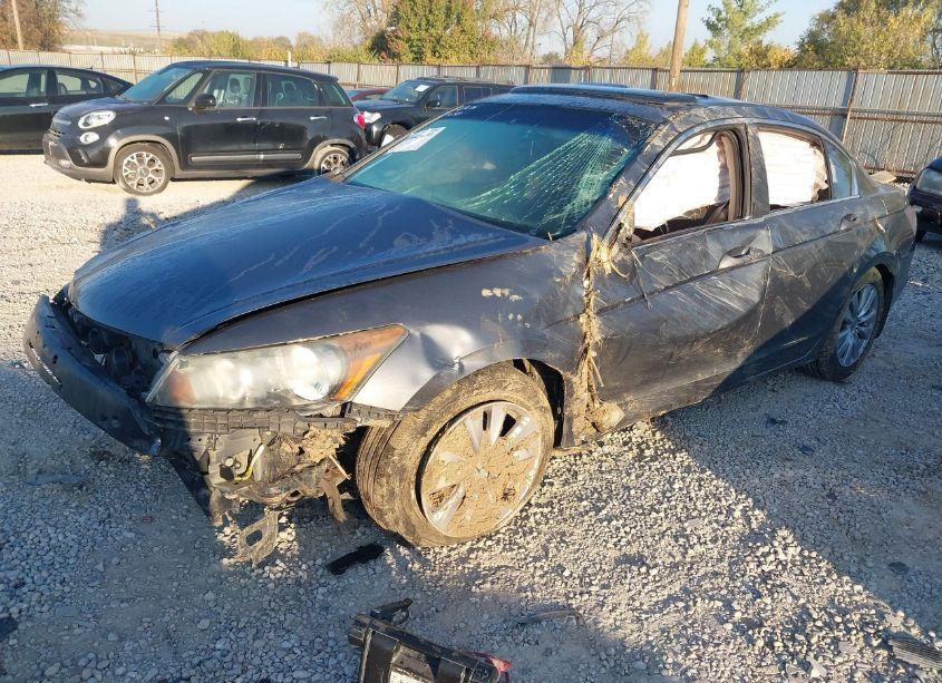 Photo 2 of 2011 Honda Accord 2.4 EX (VIN 1HGCP2F75BA063568)