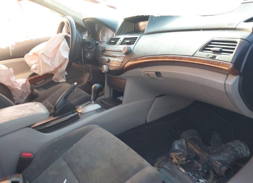 Photo 5 of 2011 Honda Accord 2.4 EX (VIN 1HGCP2F75BA063568)