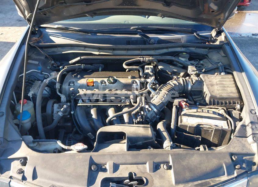 Photo 10 of 2010 Honda Accord 2.4 EX (VIN 1HGCP2F76AA004446)