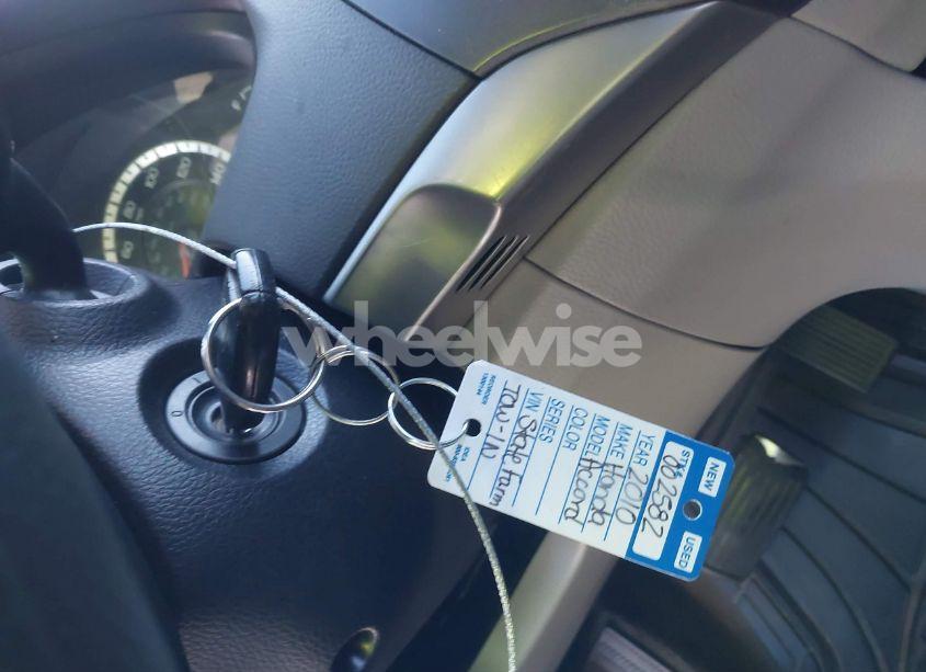 Photo 11 of 2010 Honda Accord 2.4 EX (VIN 1HGCP2F76AA176959)