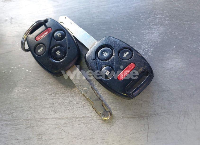 Photo 11 of 2011 Honda Accord 2.4 EX (VIN 1HGCP2F76BA004772)