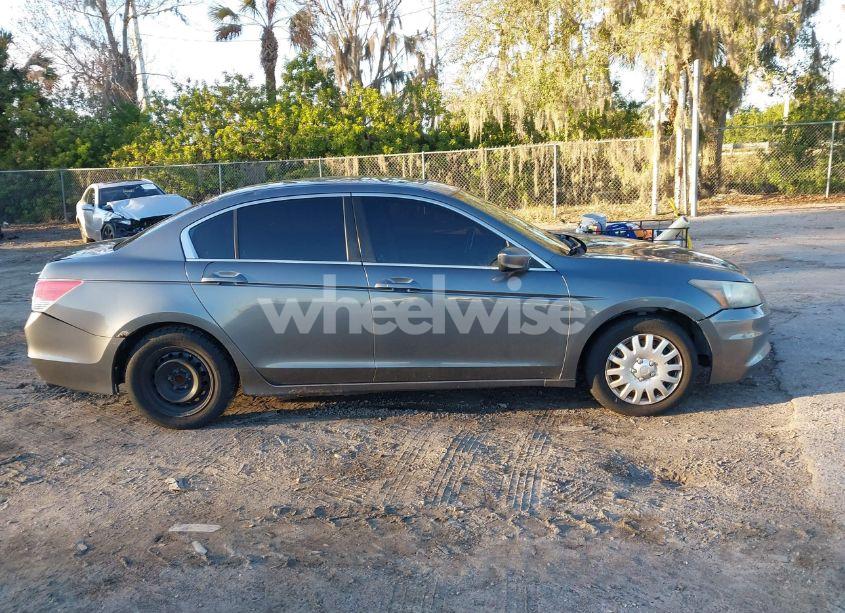 Photo 13 of 2011 Honda Accord 2.4 EX (VIN 1HGCP2F76BA030790)