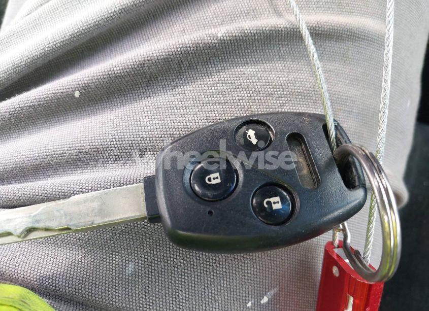 Photo 11 of 2011 Honda Accord 2.4 EX (VIN 1HGCP2F76BA052790)