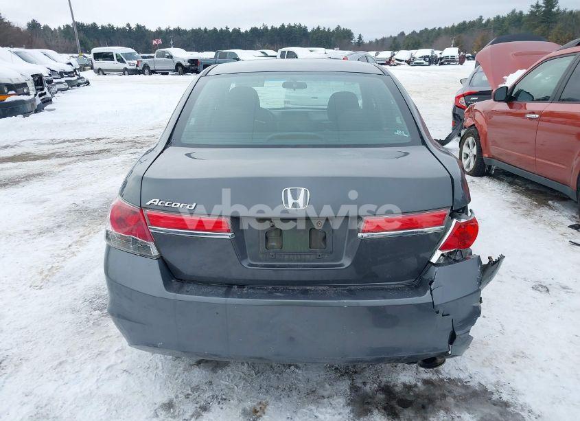 Photo 17 of 2011 Honda Accord 2.4 EX (VIN 1HGCP2F76BA052790)