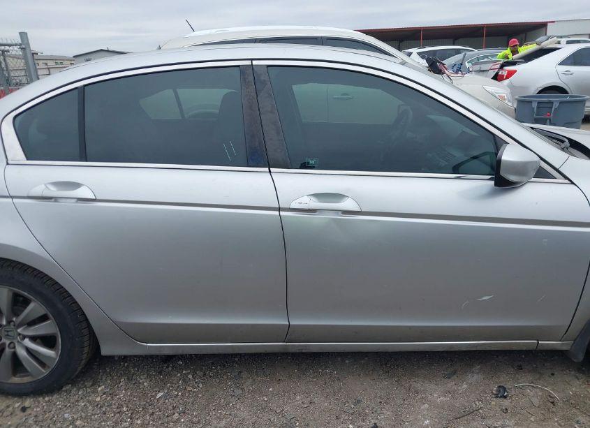 Photo 13 of 2012 Honda Accord 2.4 EX (VIN 1HGCP2F76CA100192)