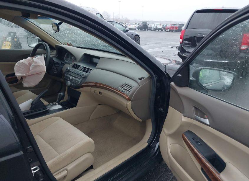 Photo 5 of 2010 Honda Accord 2.4 EX (VIN 1HGCP2F77AA060976)