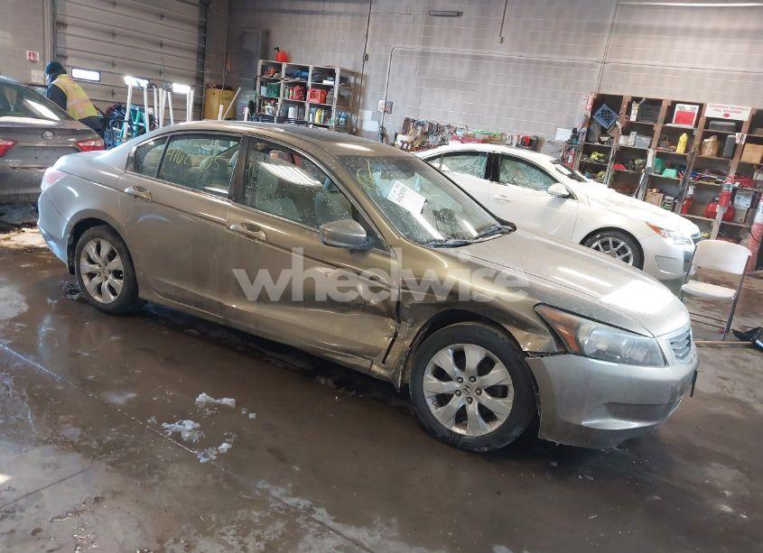 2010 Honda Accord 2.4 EX (VIN 1HGCP2F77AA153187) main photo