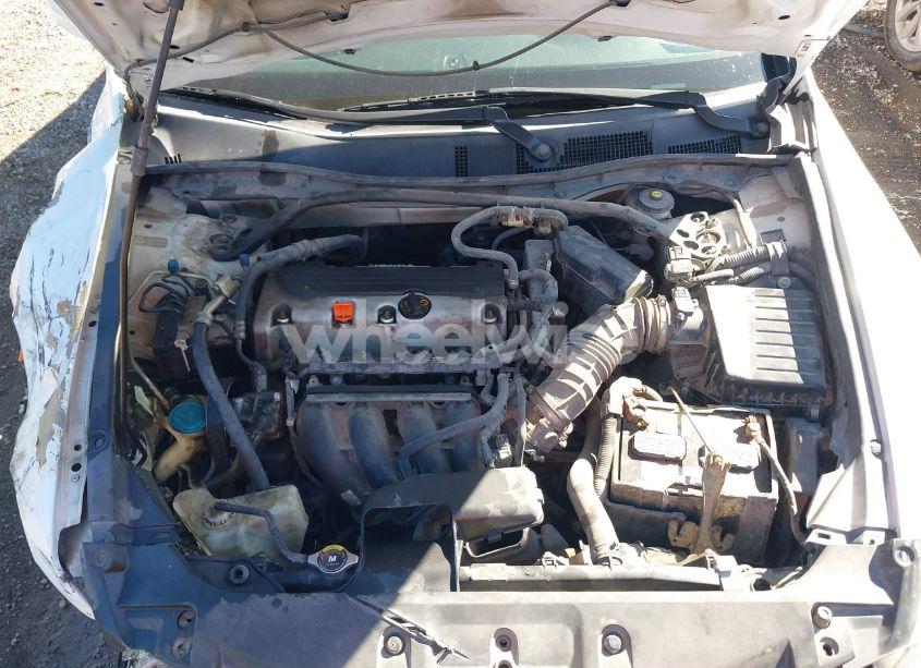 Photo 10 of 2011 Honda Accord 2.4 EX (VIN 1HGCP2F77BA009785)