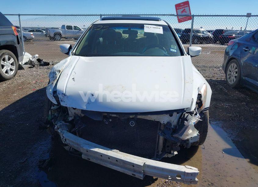 Photo 13 of 2011 Honda Accord 2.4 EX (VIN 1HGCP2F77BA009785)