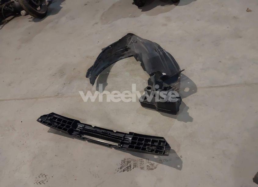 Photo 12 of 2010 Honda Accord 2.4 EX (VIN 1HGCP2F78AA041238)