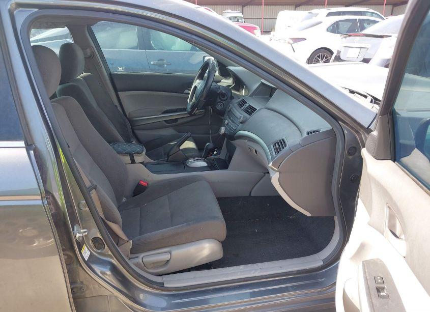 Photo 5 of 2010 Honda Accord 2.4 EX (VIN 1HGCP2F78AA091170)