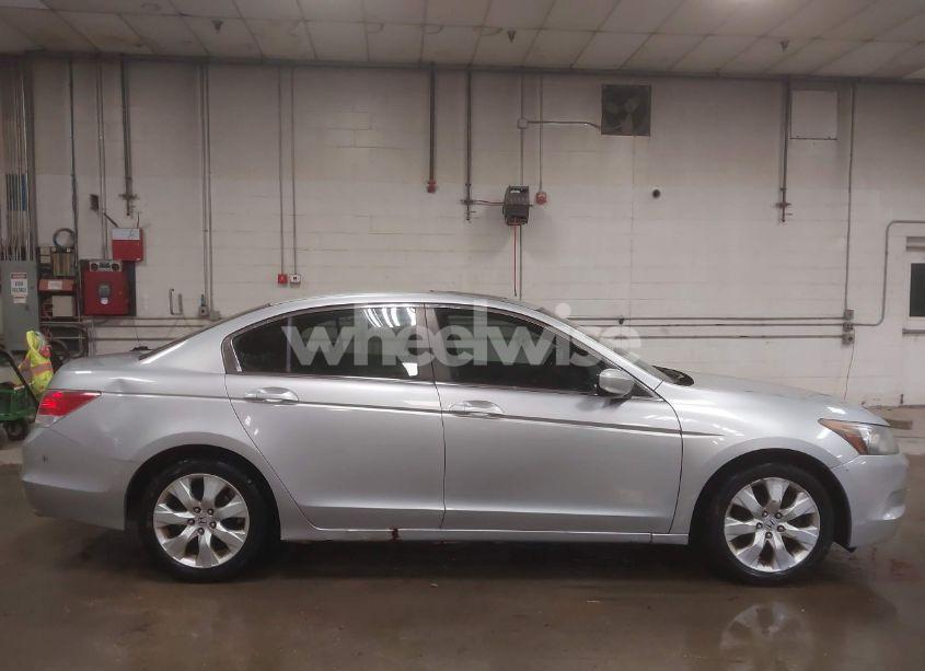 Photo 13 of 2010 Honda Accord 2.4 EX (VIN 1HGCP2F78AA093968)