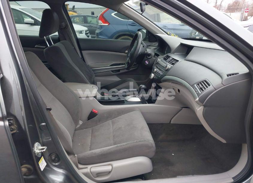 Photo 5 of 2010 Honda Accord 2.4 EX (VIN 1HGCP2F78AA146071)