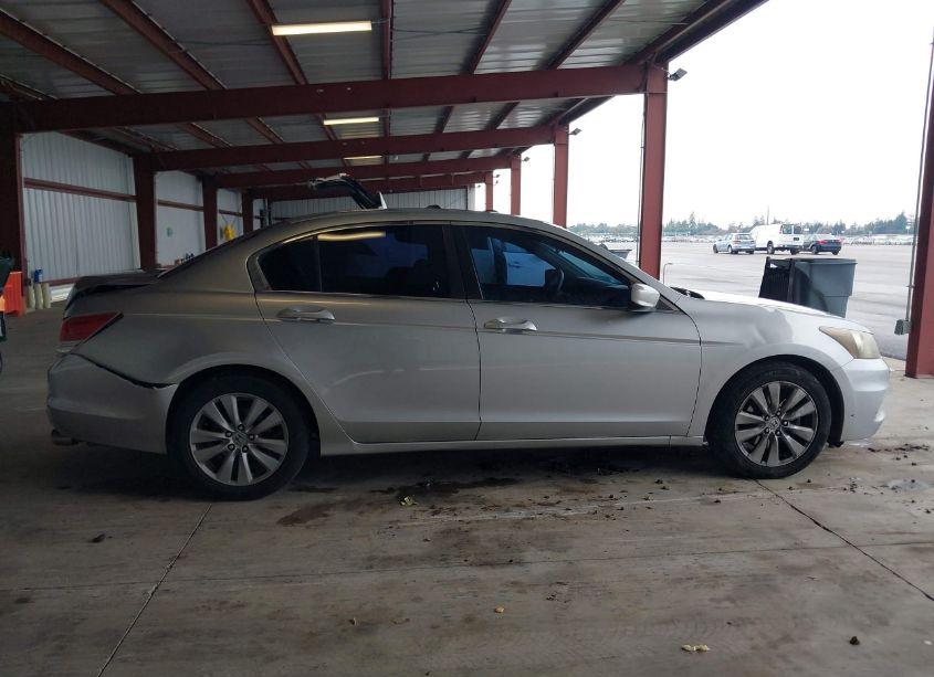 Photo 13 of 2011 Honda Accord 2.4 EX (VIN 1HGCP2F78BA001517)