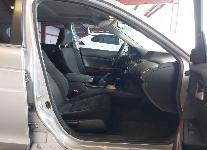 Photo 5 of 2011 Honda Accord 2.4 EX (VIN 1HGCP2F78BA001517)