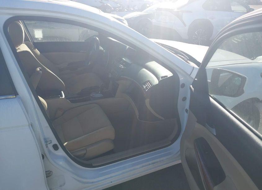 Photo 5 of 2011 Honda Accord 2.4 EX (VIN 1HGCP2F78BA136853)