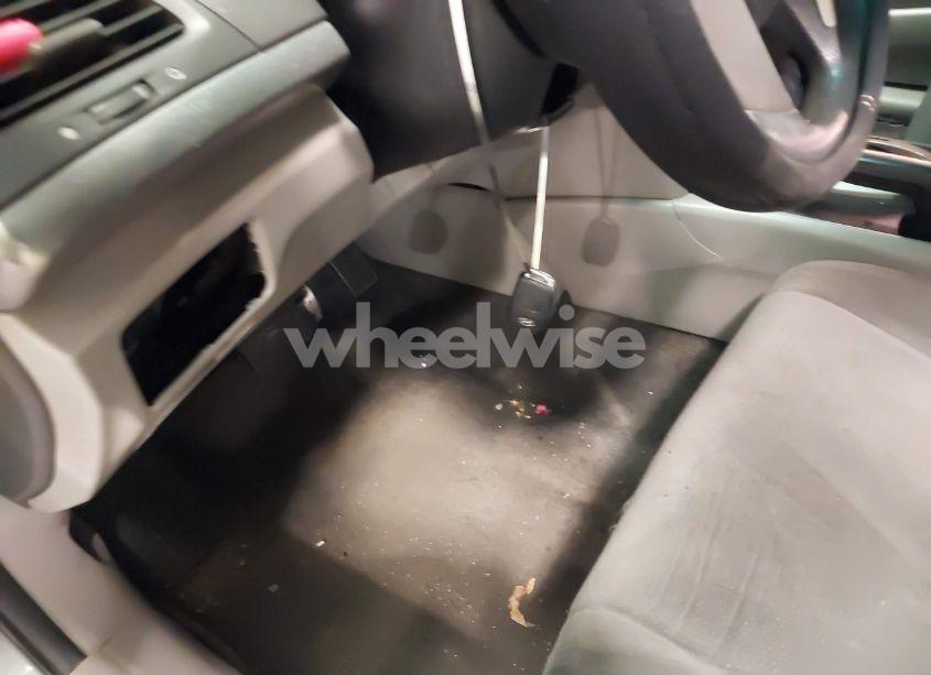 Photo 11 of 2010 Honda Accord 2.4 EX (VIN 1HGCP2F79AA009754)