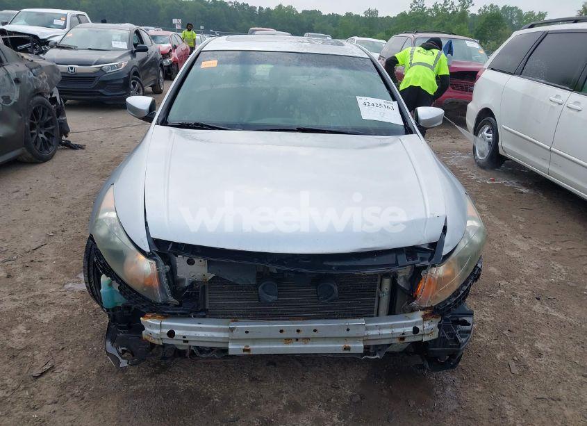 Photo 13 of 2011 Honda Accord 2.4 EX (VIN 1HGCP2F79BA048703)