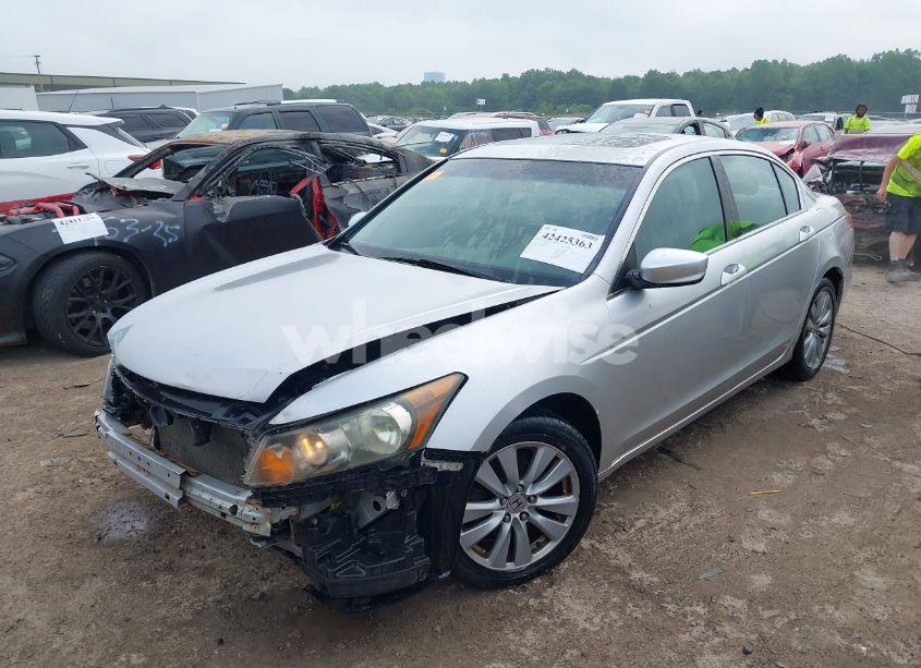 Photo 2 of 2011 Honda Accord 2.4 EX (VIN 1HGCP2F79BA048703)