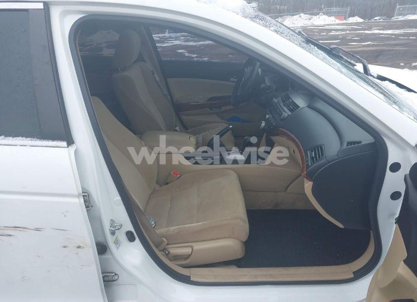 Photo 5 of 2011 Honda Accord 2.4 EX (VIN 1HGCP2F79BA065713)