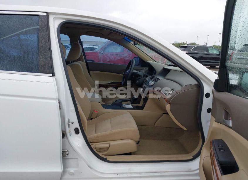 Photo 5 of 2010 Honda Accord 2.4 EX (VIN 1HGCP2F7XAA144306)