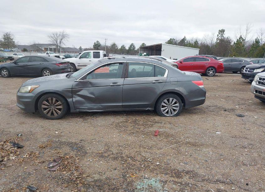 Photo 13 of 2011 Honda Accord 2.4 EX (VIN 1HGCP2F7XBA030842)