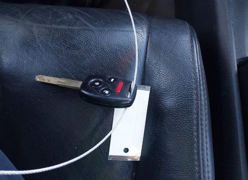 Photo 11 of 2010 Honda Accord 2.4 EX-L (VIN 1HGCP2F80AA011661)