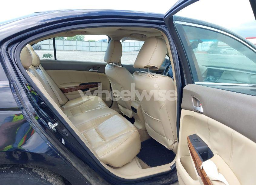 Photo 8 of 2010 Honda Accord 2.4 EX-L (VIN 1HGCP2F80AA013460)