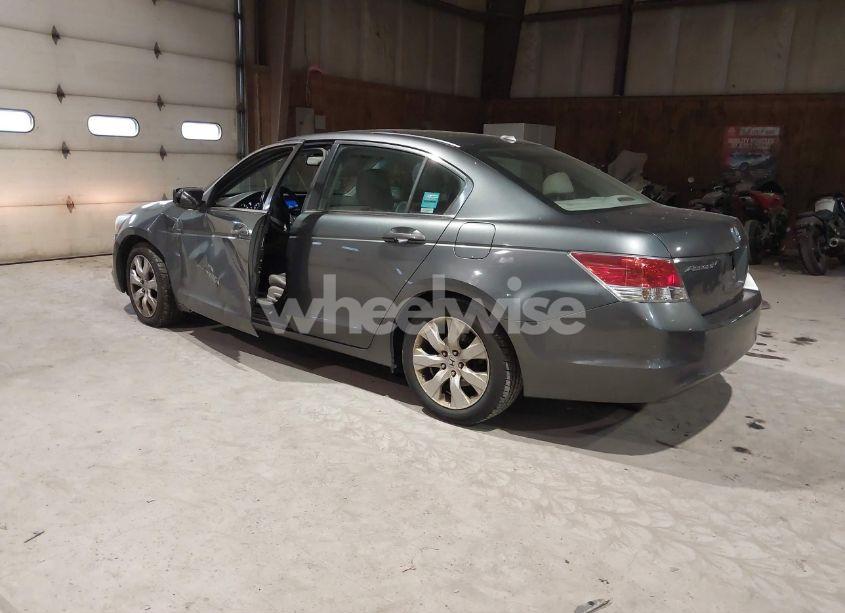 Photo 3 of 2010 Honda Accord 2.4 EX-L (VIN 1HGCP2F80AA050346)