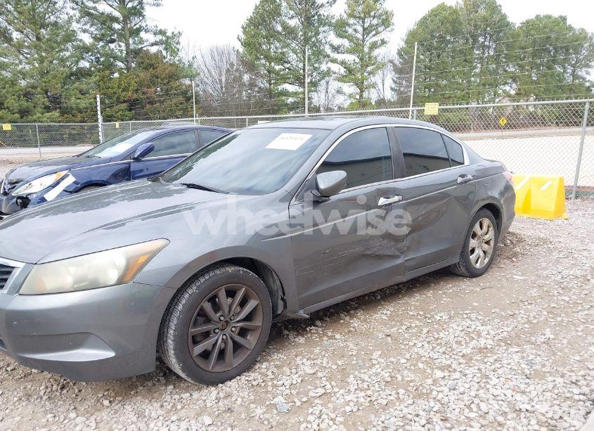 Photo 6 of 2010 Honda Accord 2.4 EX-L (VIN 1HGCP2F80AA074730)