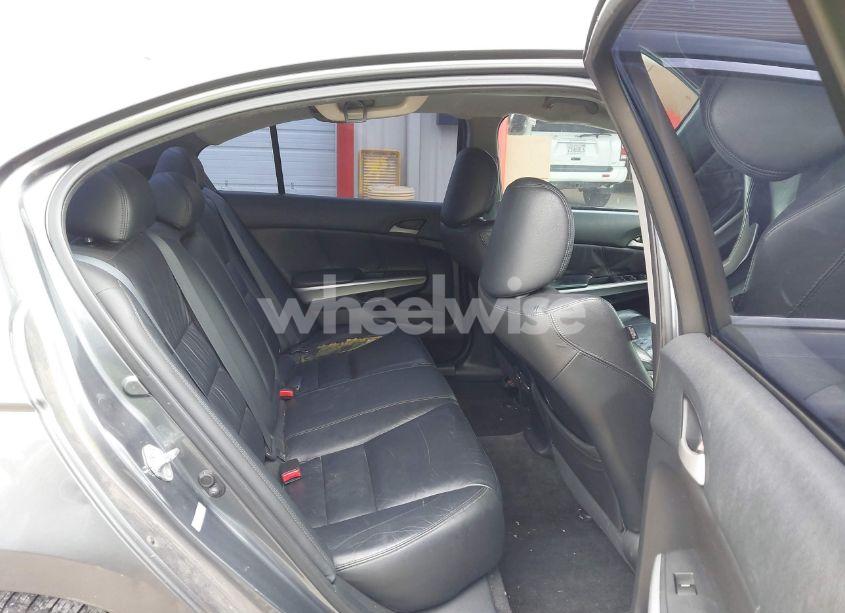 Photo 8 of 2010 Honda Accord 2.4 EX-L (VIN 1HGCP2F80AA074730)