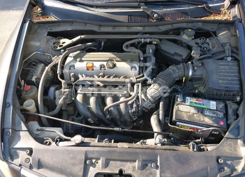 Photo 10 of 2011 Honda Accord 2.4 EX-L (VIN 1HGCP2F80BA056133)