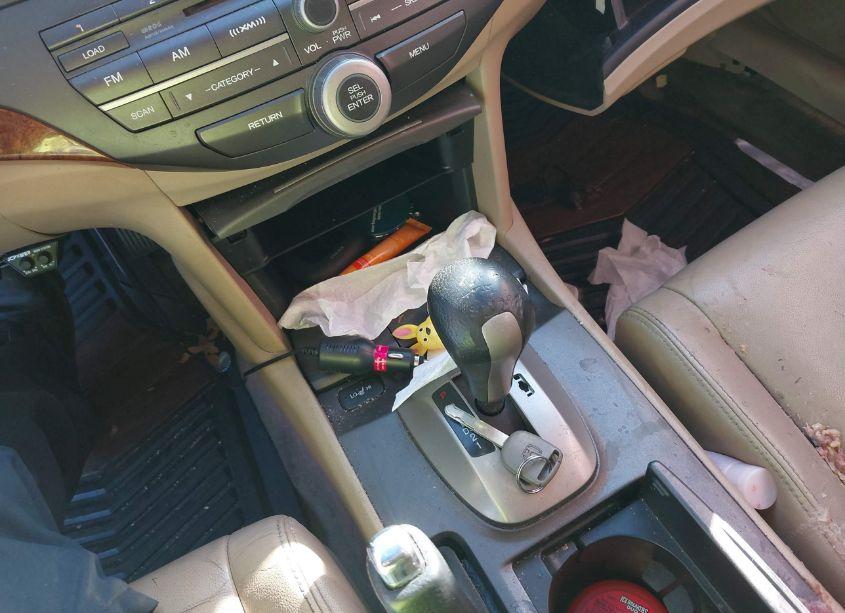 Photo 11 of 2011 Honda Accord 2.4 EX-L (VIN 1HGCP2F80BA095112)