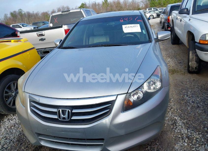 Photo 12 of 2011 Honda Accord 2.4 EX-L (VIN 1HGCP2F80BA097278)