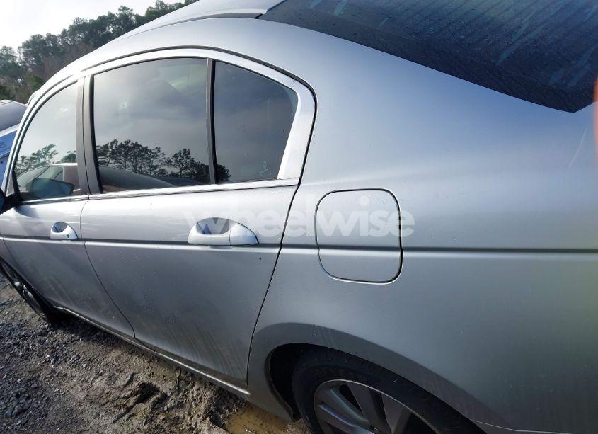 Photo 14 of 2011 Honda Accord 2.4 EX-L (VIN 1HGCP2F80BA097278)